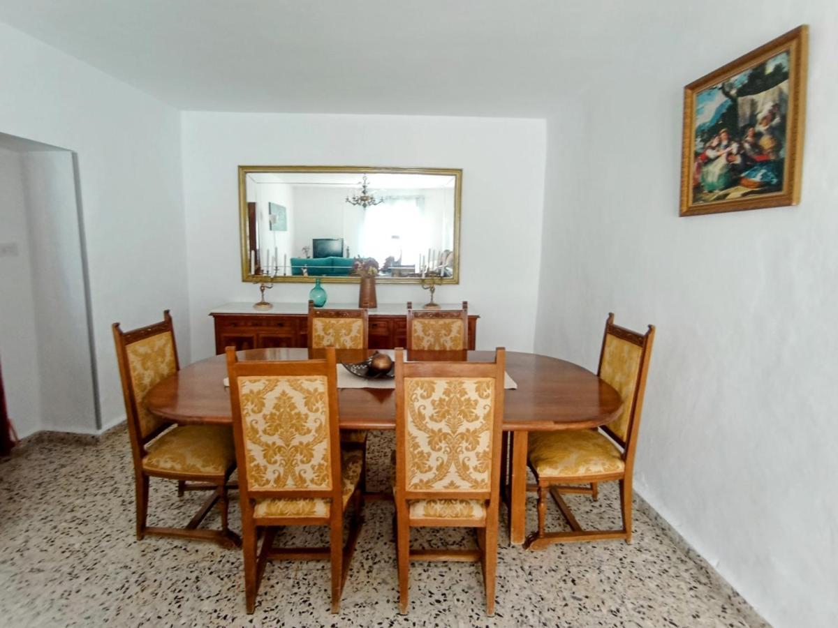 El Almendro De Maruja Apartment *